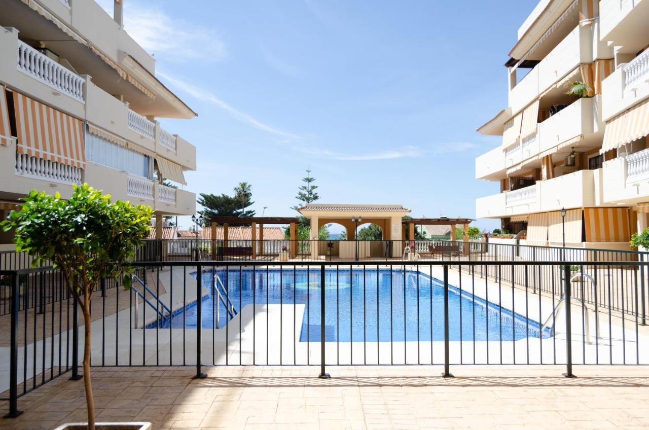 Wintowinrentals Pool, Sunny Side & Free Parking. Торре-де-Бенагальбон Экстерьер фото